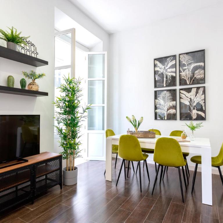 Genteel Home Larios - Apartamento de 3 dormitorios - 1