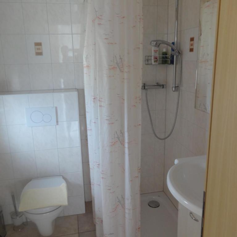 Bed and Breakfast Prilly-Lausanne - Doppel- oder Zweibettzimmer - 4