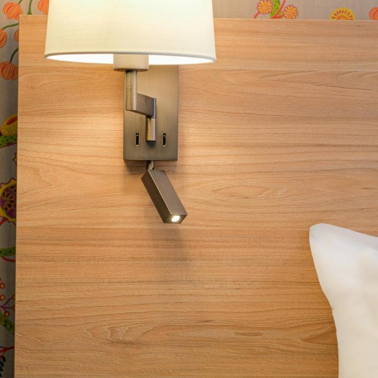 Hôtel de France, un hôtel AMMI - Petite Chambre Double Standard - 6