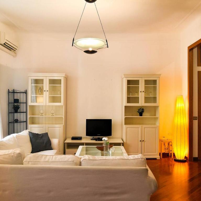 JOIVY 1 BR Apt next to Piazza Leonardo da Vinci - Appartamento - 2