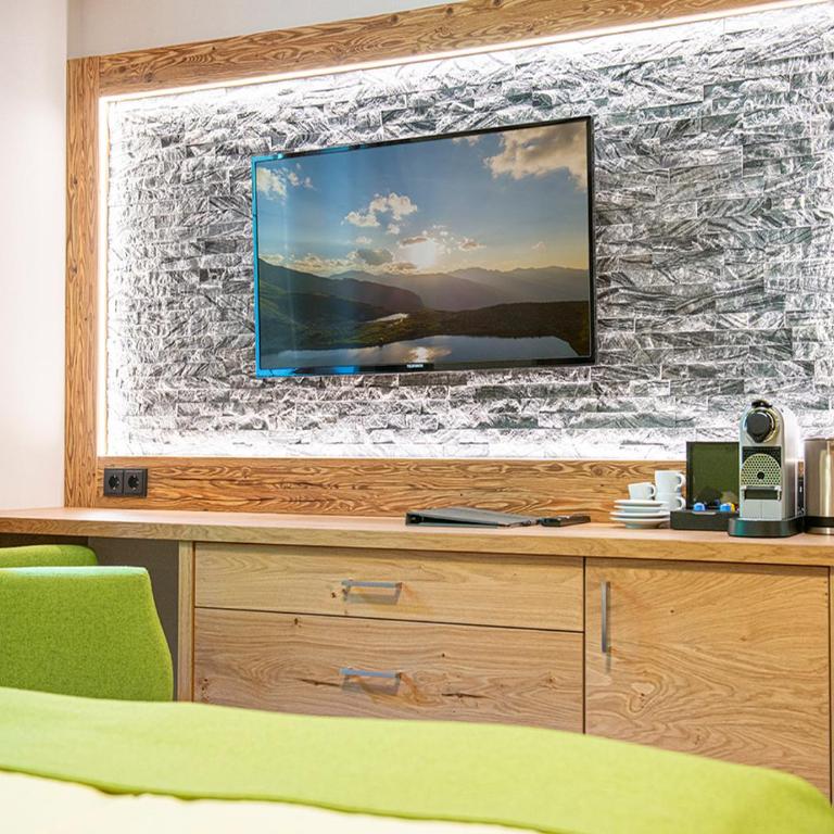 Hotel AlpinSpa zur Post - Bergbahn Sommer 2026 inklusive - Deluxe Doppelzimmer mit Balkon - 10