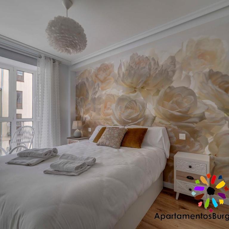 Edificio Aptos Turisticos - Burgos Centro HC7 - Apartamento de 2 dormitorios con balcón - 1