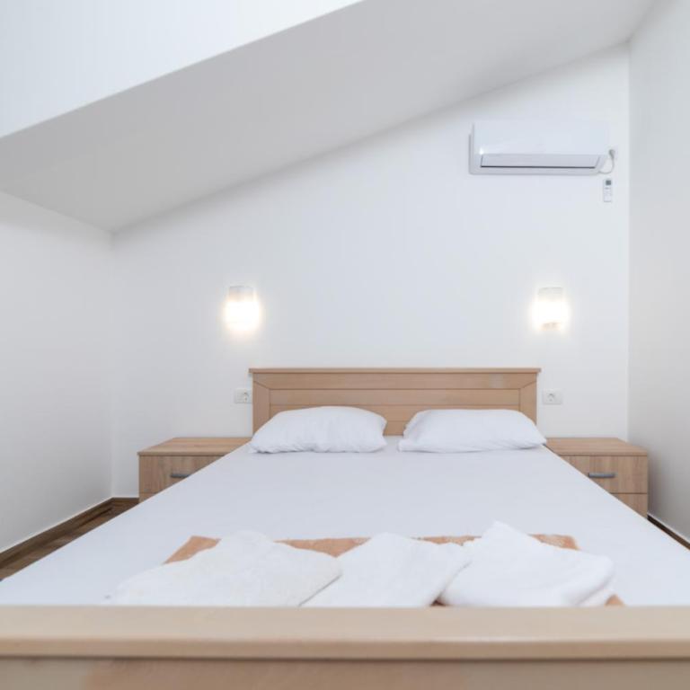 Apartments Budva Center 2 - Deluks Apartman - 24