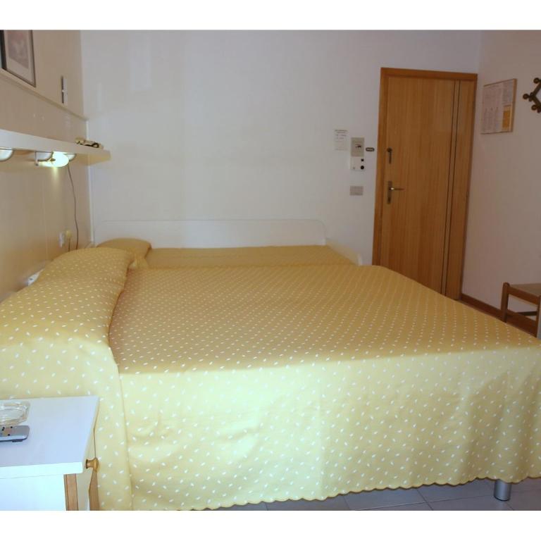Hotel Paron - Camera Tripla - 4