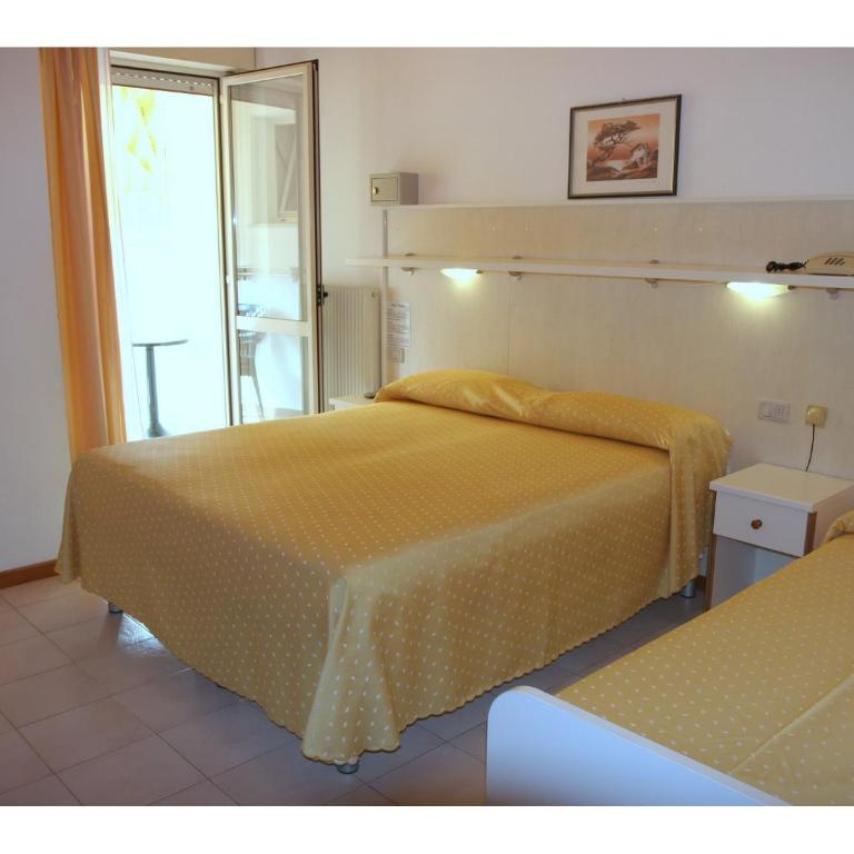 Hotel Paron - Camera Tripla - 3