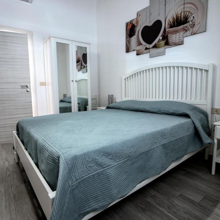 GARDEN HOUSE: APARTMENTS AND ROOMS FOR HOLIDAYS - Habitación Doble con baño privado - 11