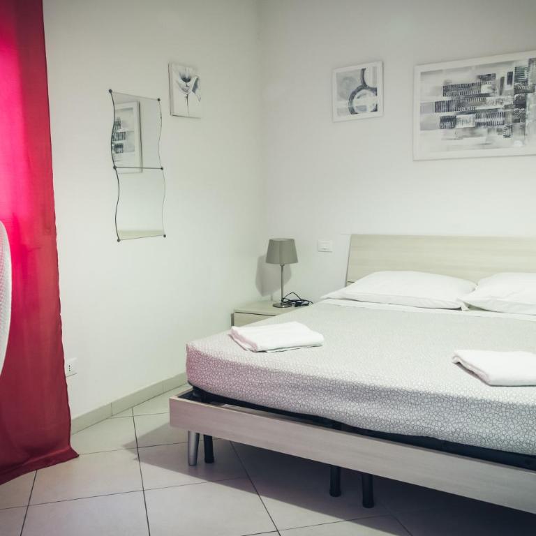 Pisacentro Guest House - Camera Matrimoniale Standard con Bagno in Comune - 7