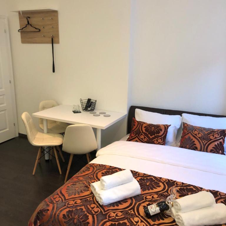 Antwerp appartments - One-Bedroom Apartment - 5