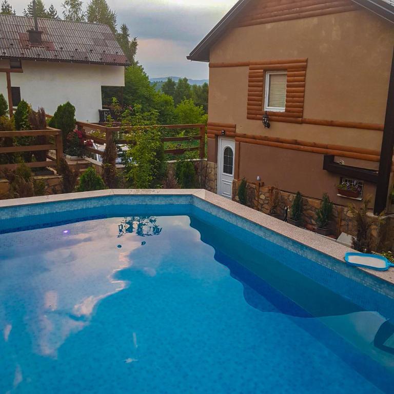Apartment Little Paradise - Apartment with Pool View - 16