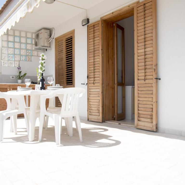 DELPOSTO Marina di Ragusa SR - Appartamento con 3 Camere da Letto - 5