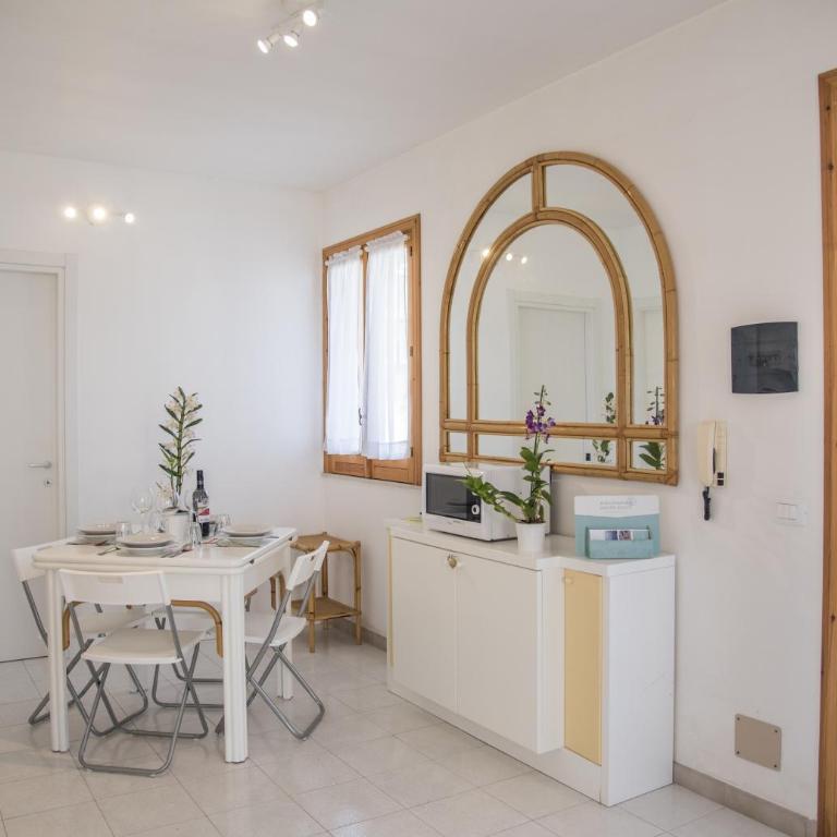 DELPOSTO Marina di Ragusa SR - Appartamento con 3 Camere da Letto - 12