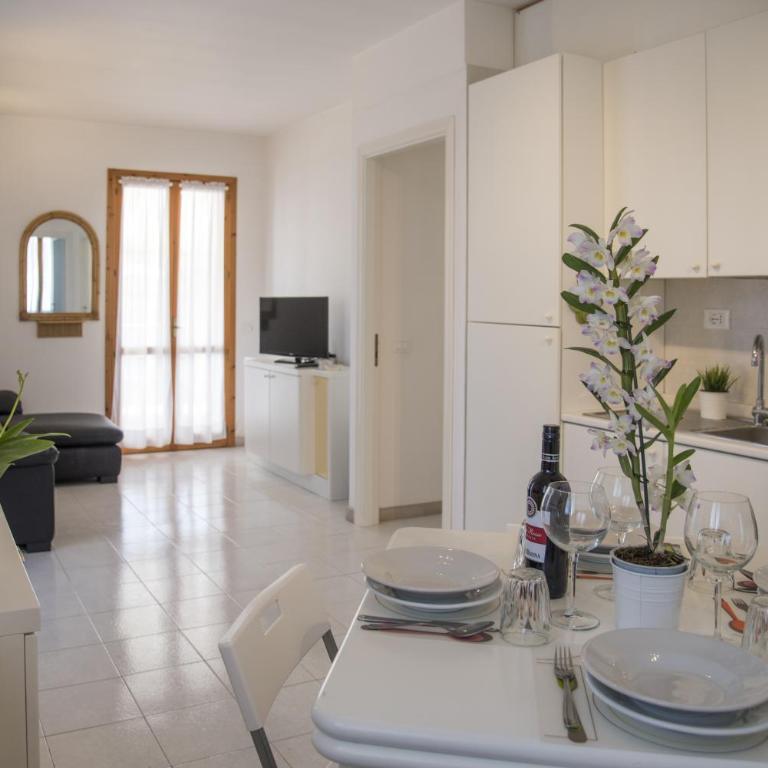 DELPOSTO Marina di Ragusa SR - Appartamento con 3 Camere da Letto - 13