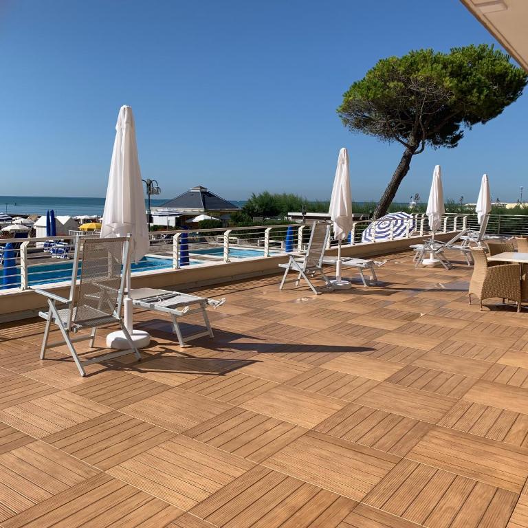 Sea view apartment with swimming pool - Appartamento - 22