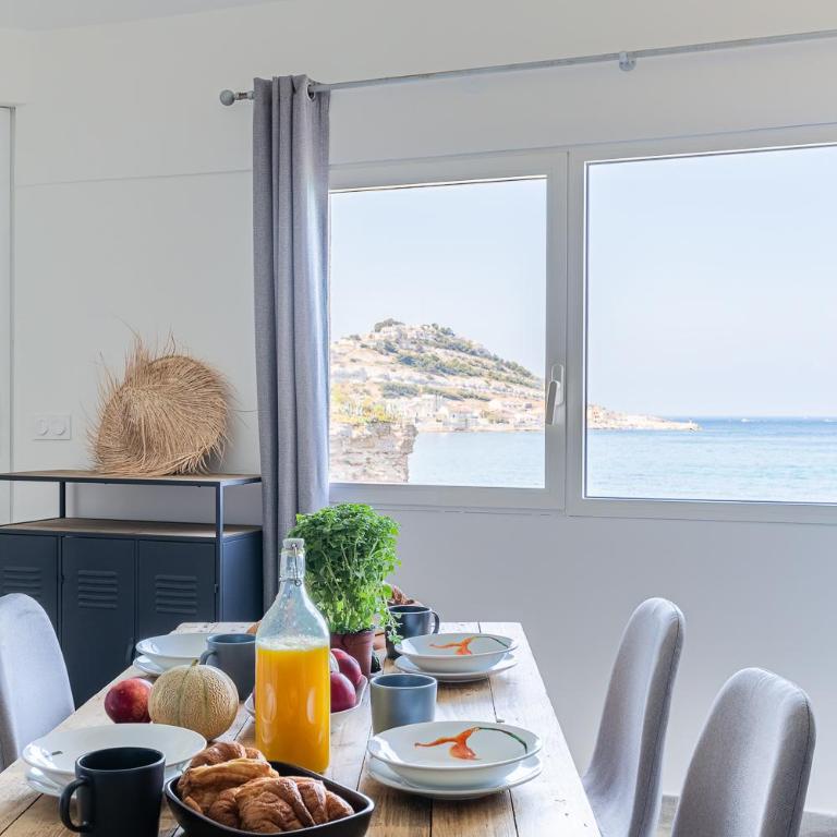 Le Grand Bleu- Superbe Maison avec Terrasse vue sur Mer - Appartement 2 Chambres - 6