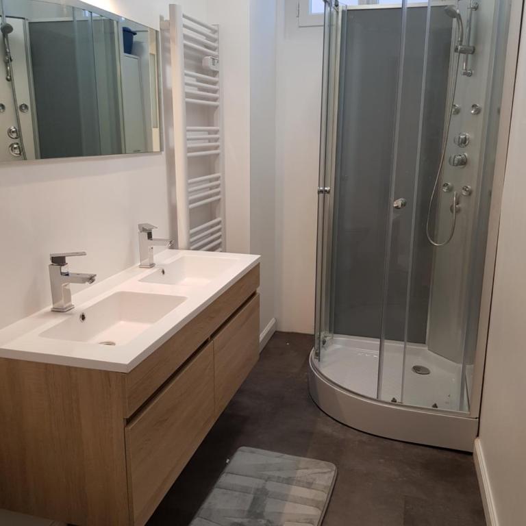 Lourdes Guest House - Chambre Lit King-Size - 4