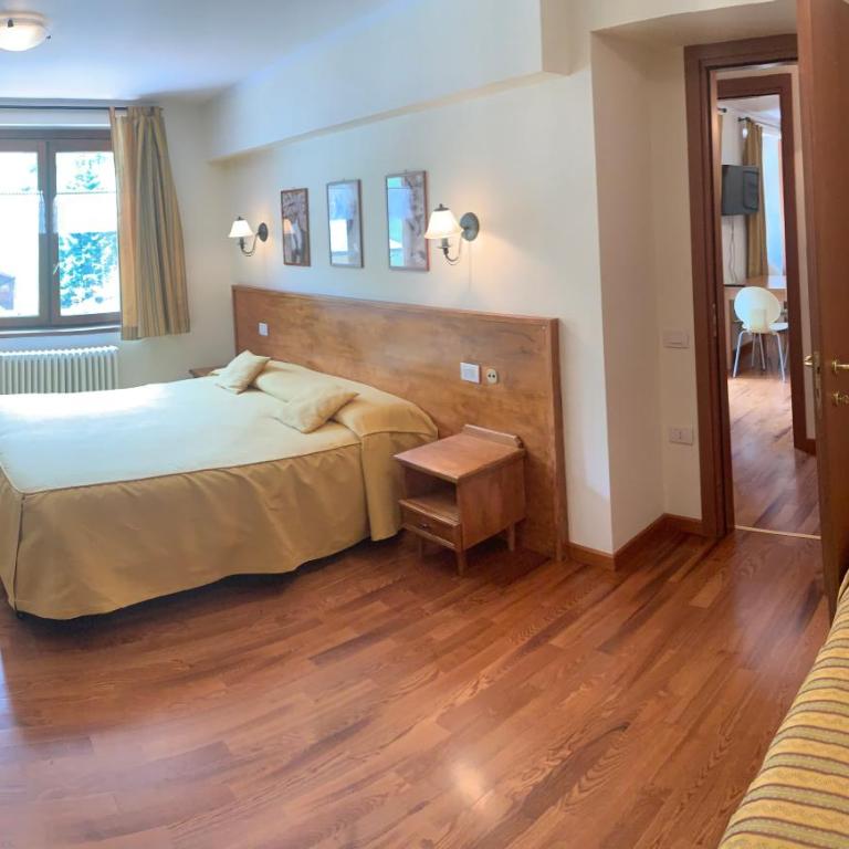 R.T.A. Hotel Monte Rosa - Apartment with Mountain View - 3