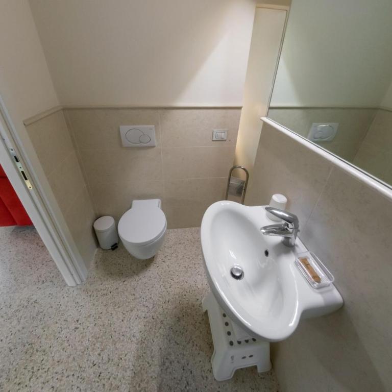 Juliet House - Mansard Apartment - 3
