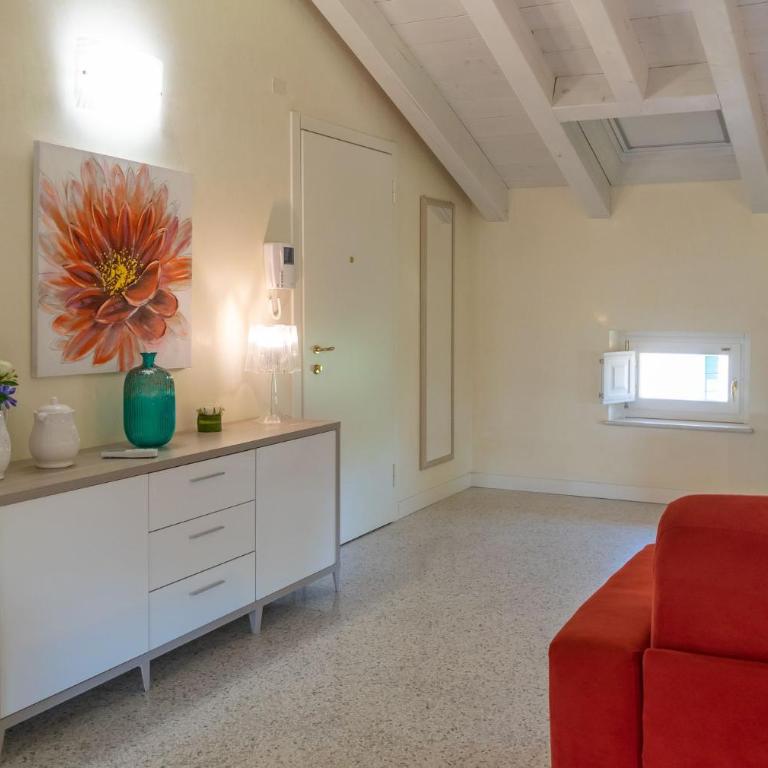 Juliet House - Mansard Apartment - 18
