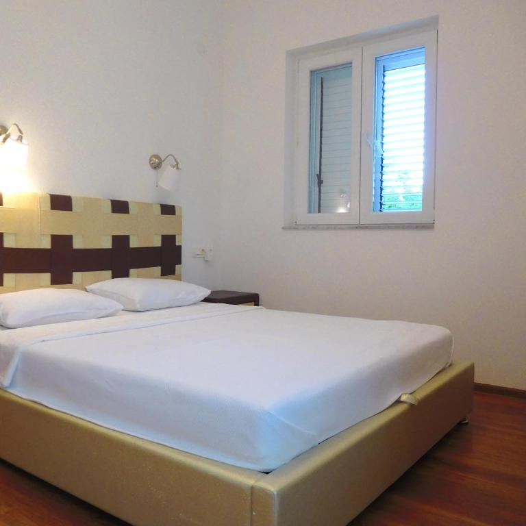 Apartments Sunrise - Two-Bedroom Apartment - 5