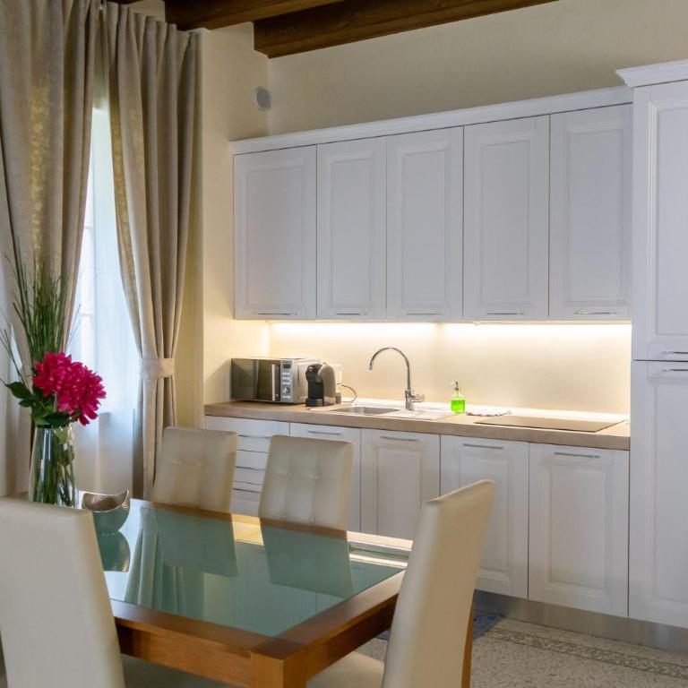 Juliet House - Apartment - Ground Floor - 15