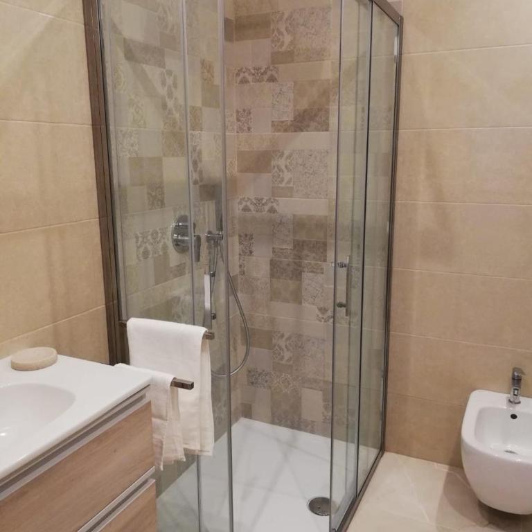 Casa Bandiera - Appartamento con 2 Camere da Letto - 34