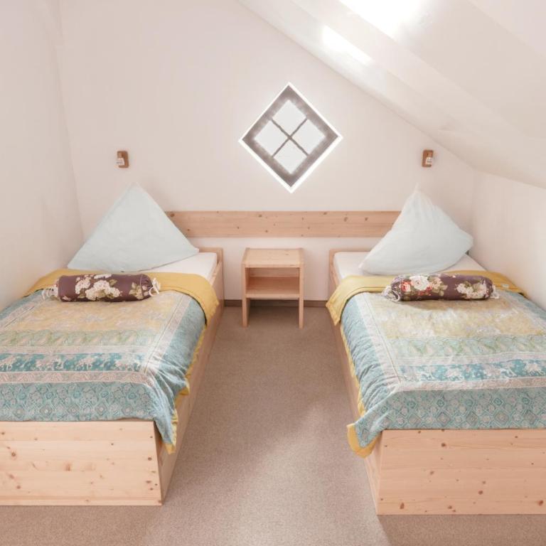 Gasthof Höhenrain - Vierbettzimmer mit Bad - 4