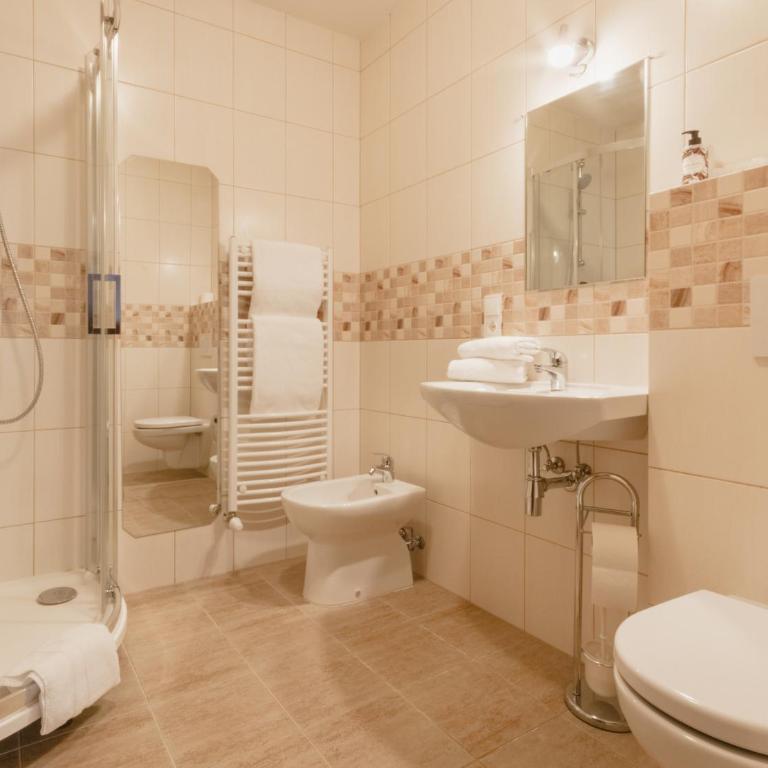 Gasthof Höhenrain - Doppelzimmer ohne Balkon - 3