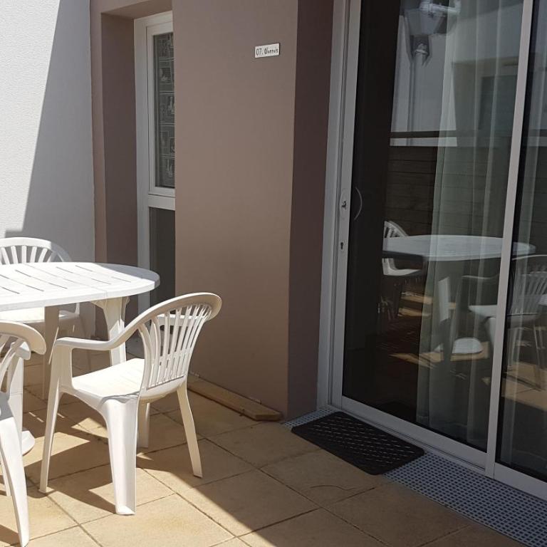 La Vigie Vacances - Appartement 1 Chambre avec Vue sur le Patio - 13