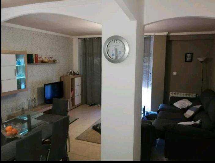 Apartamento en la zona Turística de Salou - Two-Bedroom Apartment - 6
