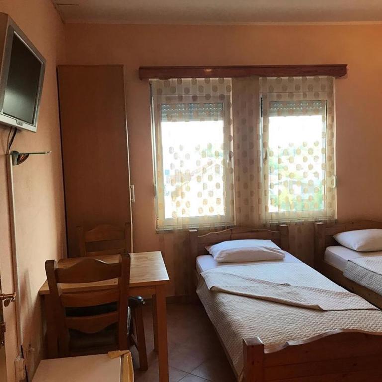 Apartments In Amor - Niskobudžetna Dvokrevetna Soba sa Zasebnim Krevetima - 1