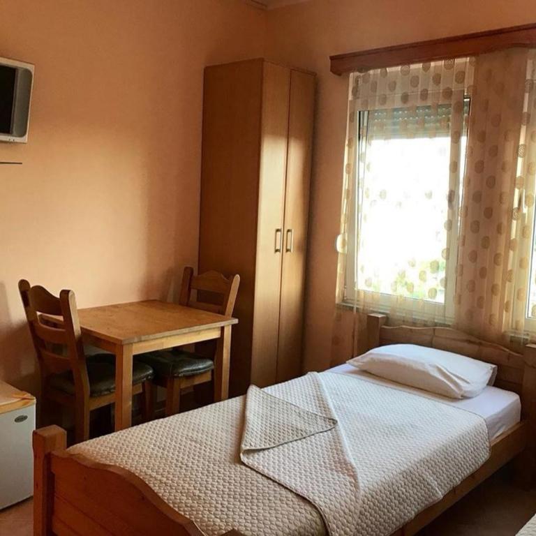 Apartments In Amor - Niskobudžetna Dvokrevetna Soba sa Zasebnim Krevetima - 3