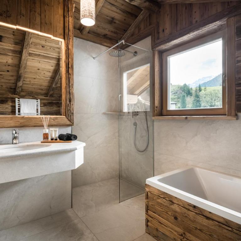 Alpenhotel Plaza - Chalet - 1