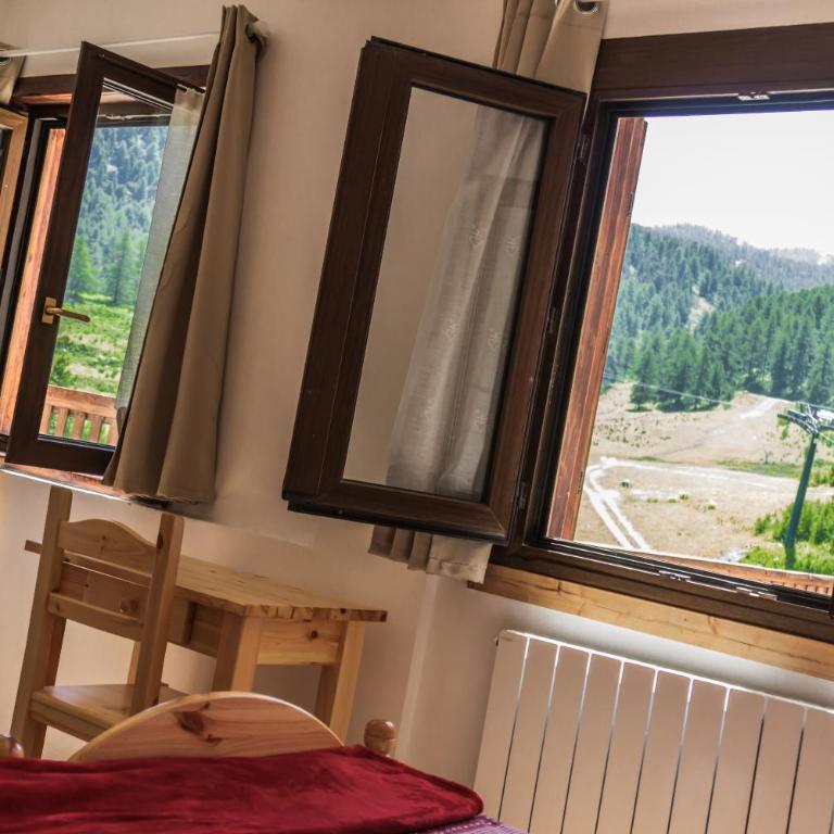 Hotel Al Foiron - Vierbettzimmer mit Bergblick - 4