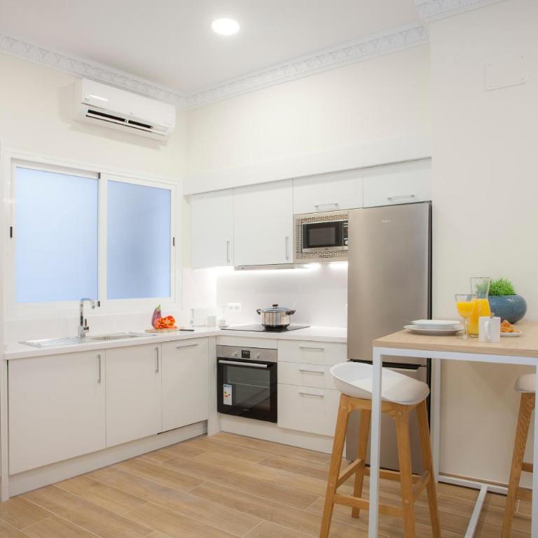 SingularStays Seu Catedral - Two-Bedroom Apartment - 5