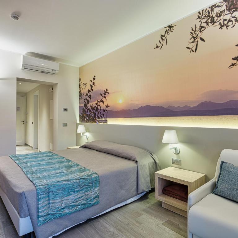 Hotel Cristina - Camera Panoramic Matrimoniale/Doppia con Letti Singoli - 5