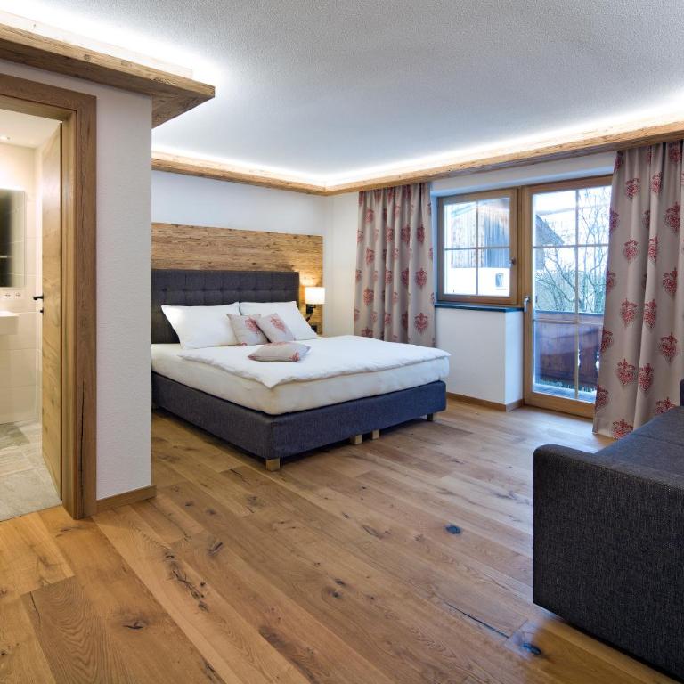 Blattlhof - Two-Bedroom Apartment - 5