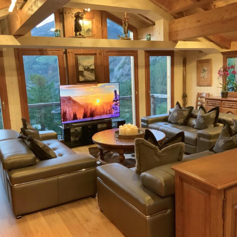 Stirling Luxury Chalet & Spa - Superior Chalet - 23