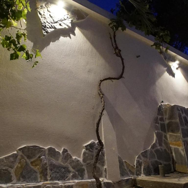 PENTHOUSE STOLIV Villa located 5 meters from the sea SPA-Pool Exclusive Terrace,Private Jetty Sunbeds, Pebble Beach, Secluded location Total area 375m2 at your disposal - Penthaus Apartman - 3