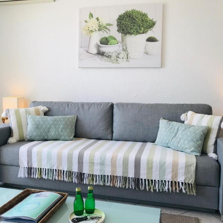 Sunny Cap View Terrace with Sea Views and AirCon - Appartement - Vue sur Mer - 10