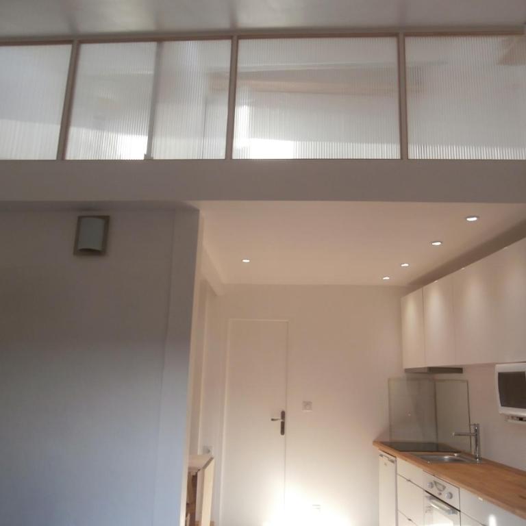 avec CLIMATISEUR APPARTEMENT DESIGN vous propose, un appartement 2 chambres et salon, 3 appartements une pièce, NETFLIX, lits faits à votre arrivée, serviettes de toilette, Ménage, Wifi ,Plage à 190m, BOX à Vélos, paiement 3 fois sans frais - Appartement 2 Chambres - 19