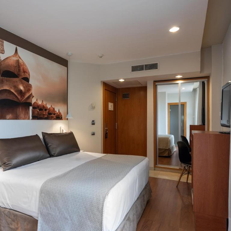 Catalonia Gracia - Superior Double Room with Terrace - 3