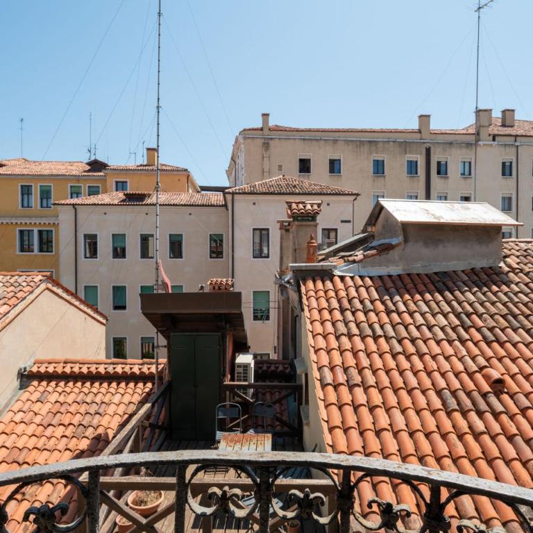 Ca' Coriandolo - Appartamento con 2 Camere da Letto - 3