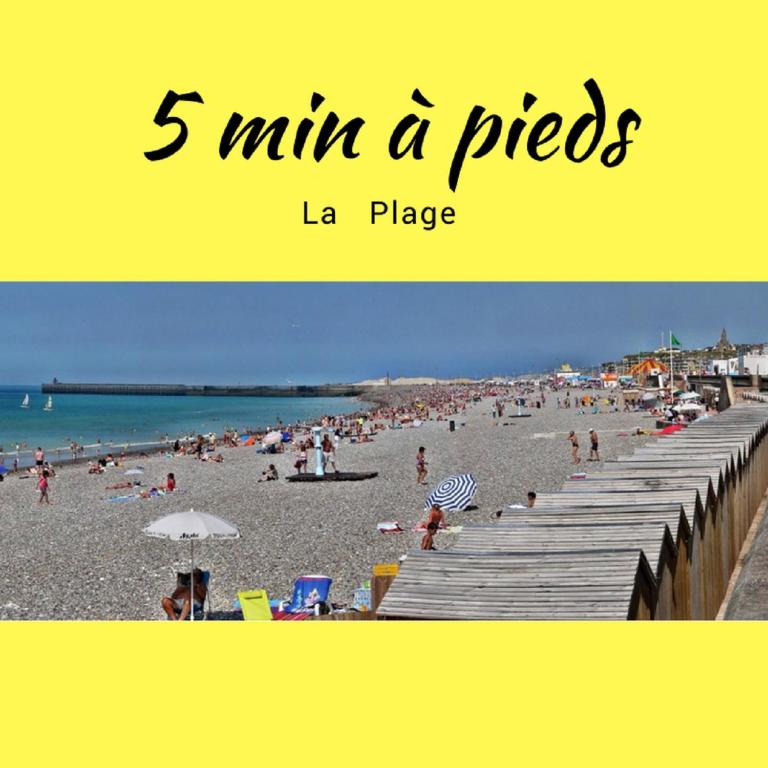 avec CLIMATISEUR APPARTEMENT DESIGN vous propose, un appartement 2 chambres et salon, 3 appartements une pièce, NETFLIX, lits faits à votre arrivée, serviettes de toilette, Ménage, Wifi ,Plage à 190m, BOX à Vélos, paiement 3 fois sans frais - Appartement avec Douche - 14