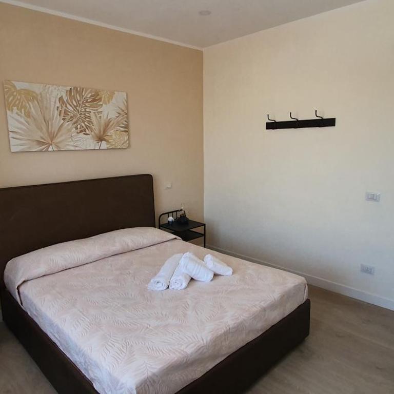Little Rose guest house - Camera Matrimoniale con Letto Supplementare - 4