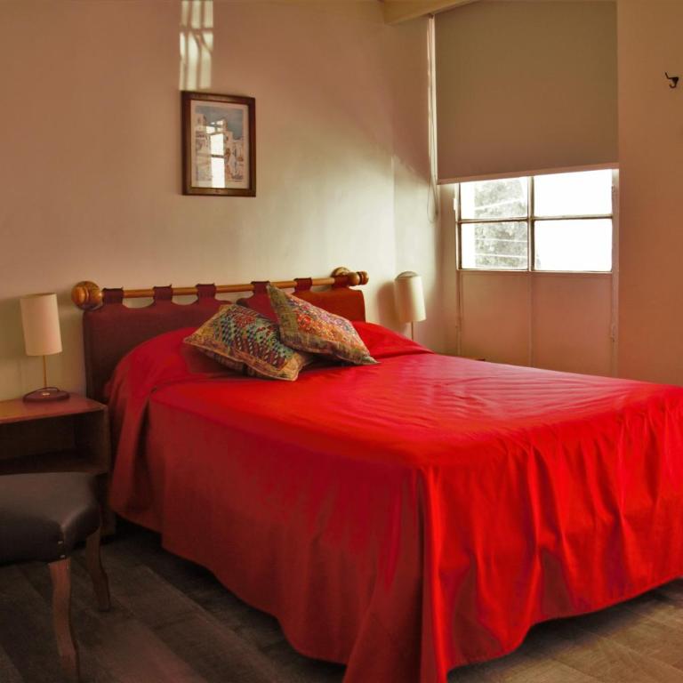 Hotel lit Guadalajara - Double Room with Shared Bathroom - 1