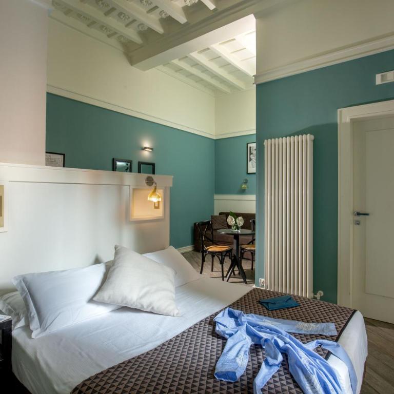 My Trevi Charming & Luxury Rooms - Camera Matrimoniale Deluxe - 2