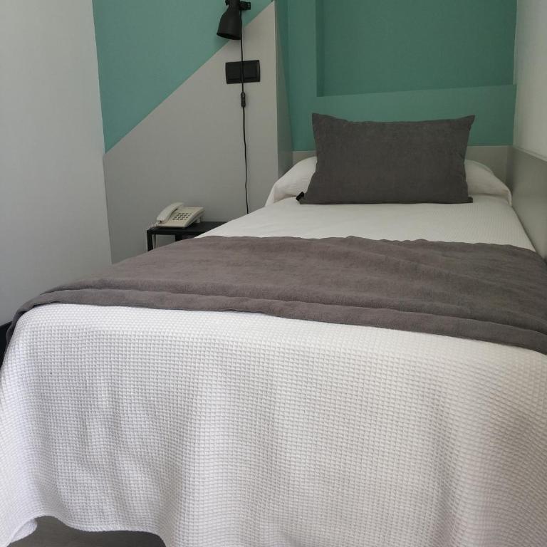 Hotel Abelay - Single Room - 4