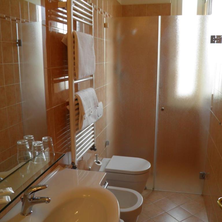 HG Hotel Cappelli - Camera Tripla - 2