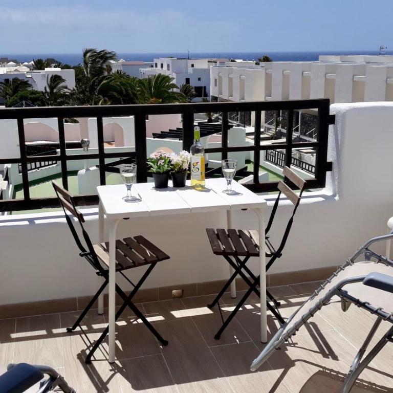 Aqua Apt Sunrise & Sea Views - Apartamento - 30