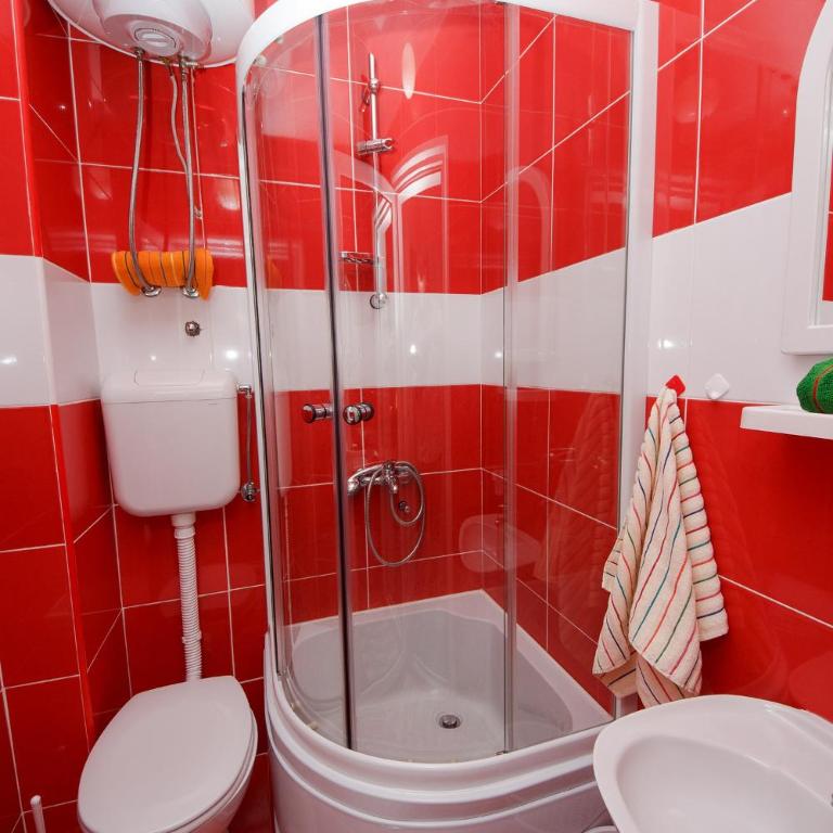 Apartments Sergej - Apartman s 1 Spavaćom Sobom, Balkonom i Pogledom na More - 7